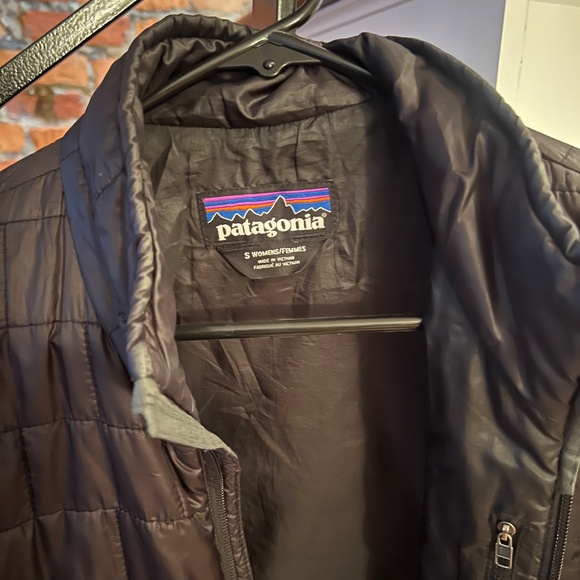 Patagonia Nano Puff Jacket - Picture 2 of 3